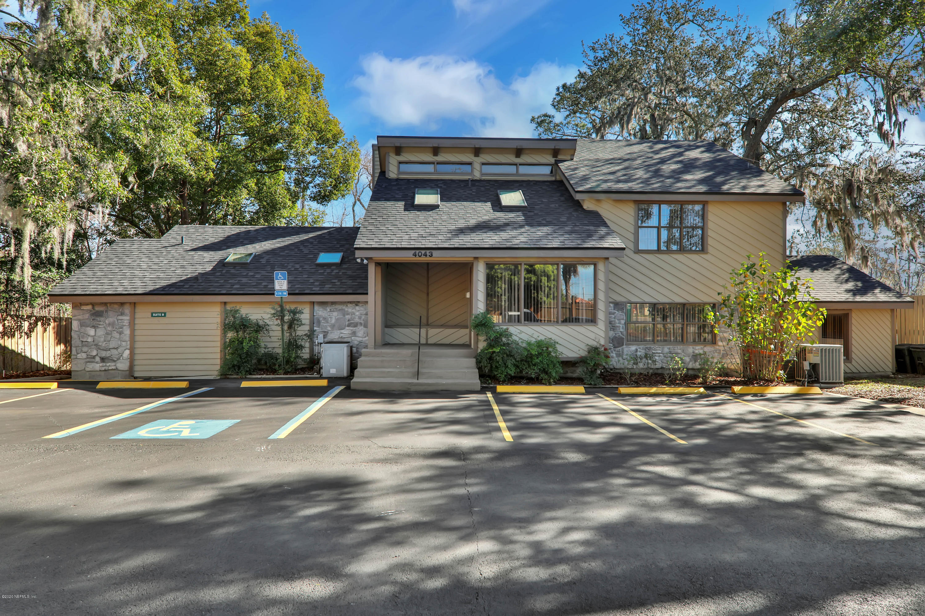 4043 BAYMEADOWS